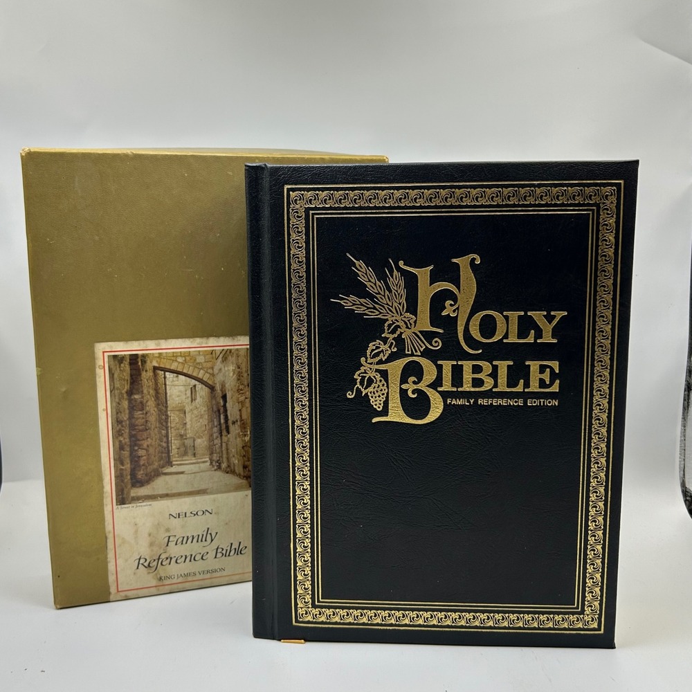 Thomas Nelson KJV Family Reference Bible Black Gold Gilt Art Illustrated KJV